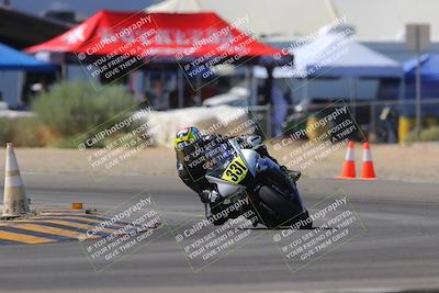 media/Oct-08-2023-CVMA (Sun) [[dbfe88ae3c]]/Race 5 Amateur Supersport Open/